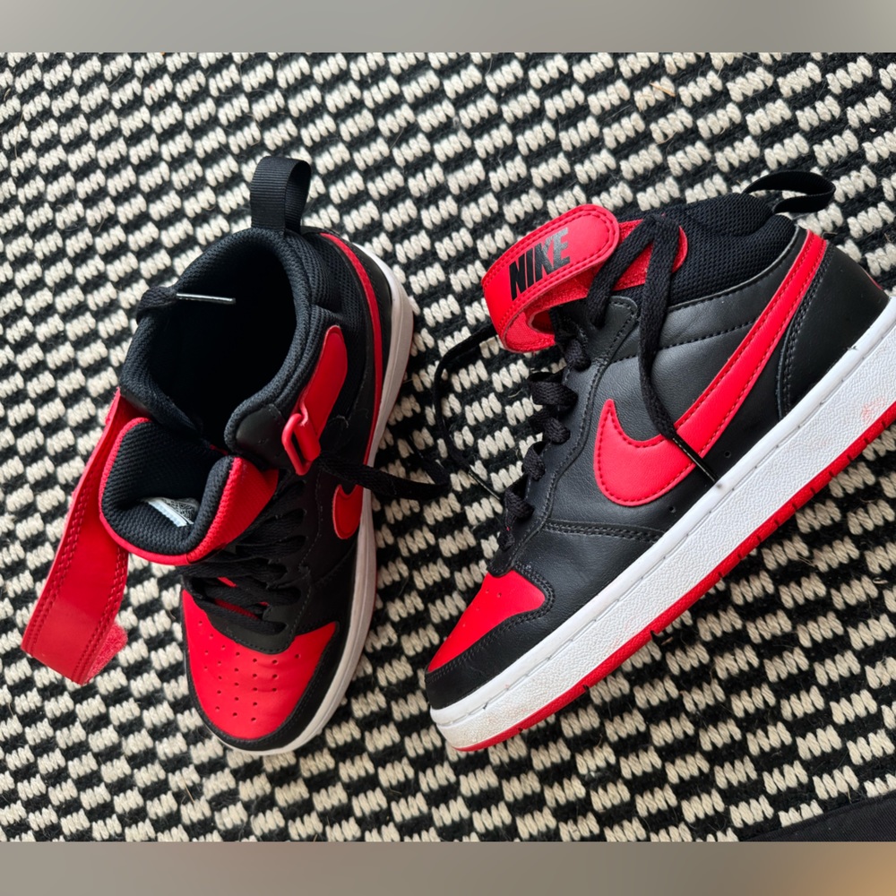 Nike Big Kid Court Mid Sneaker
